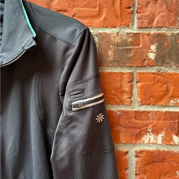 Athleta Medium Black Gray Full Zip Reflective Active Running Jacket Thumbholes - Picture 3 of 10